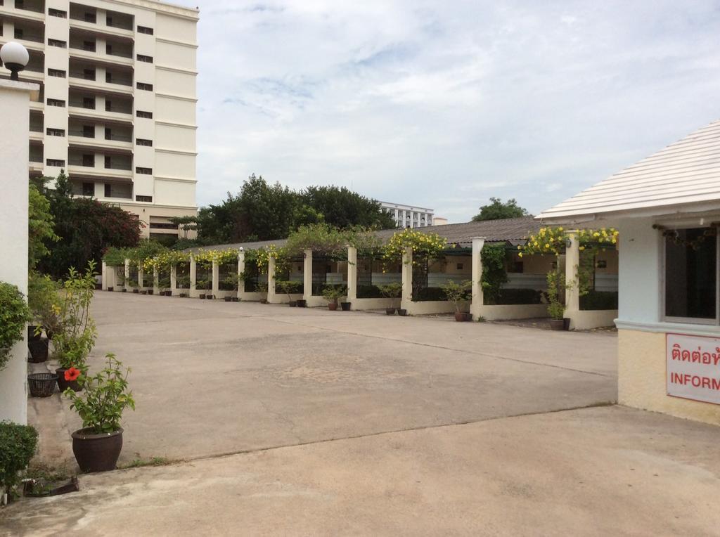 มันนี รีสอร์ต Hotel Pattaya ภายนอก รูปภาพ